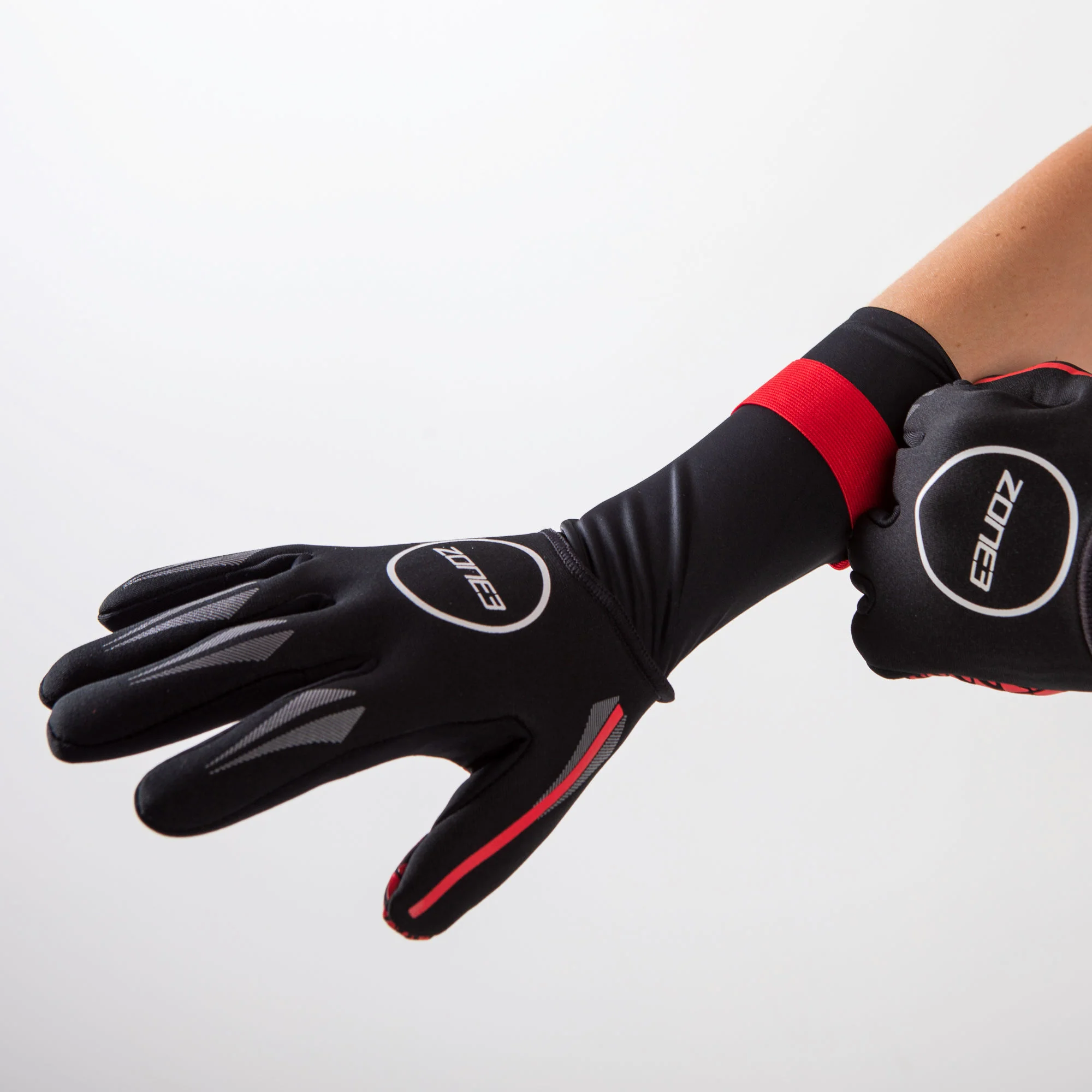 Zone3 Neoprene Swim Gloves - Image 3