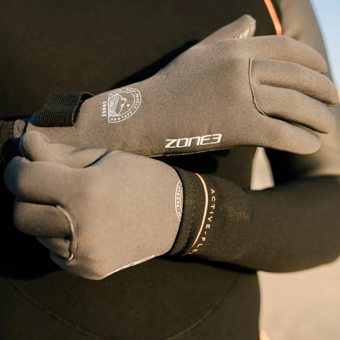Zone3 Active-Flex Swim Gloves - Image 2
